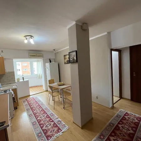 Perfect 2 Bedroom In Great Location Apartmán Brašov